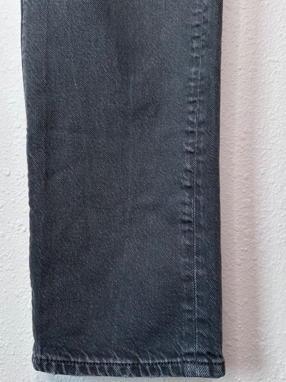 American Eagle Slim Straight Men's Jean, Stone Gray, Size 32 x 30 - Picture 10 of 11